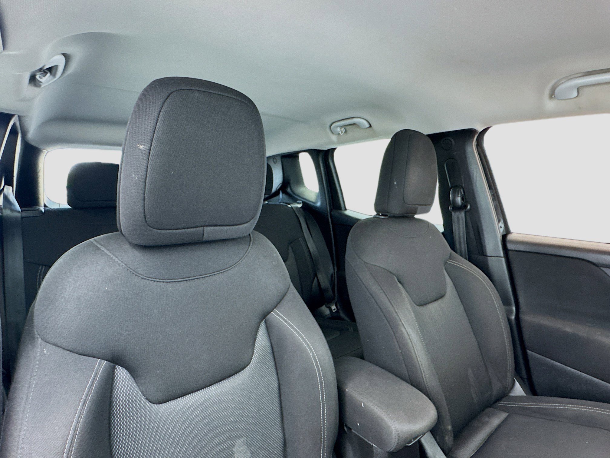 Used 2021 Jeep Renegade Sport image 16