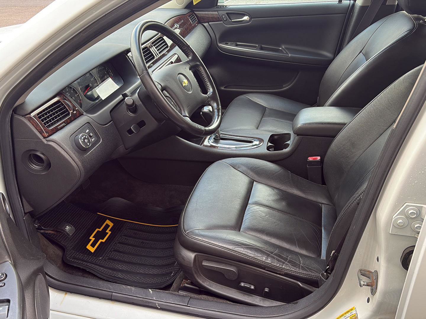 Used 2012 Chevrolet Impala LTZ image 5