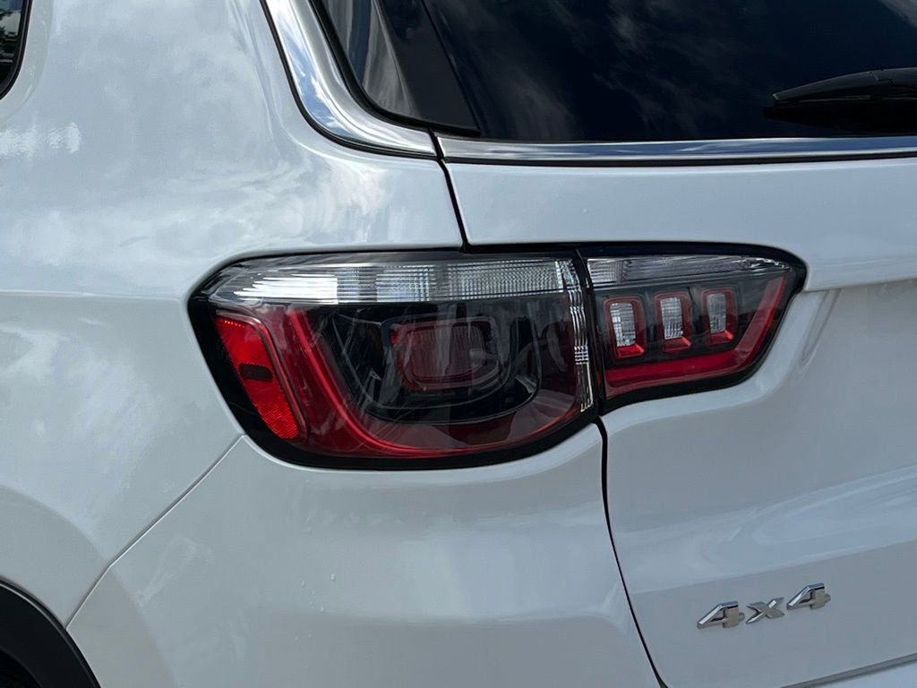 Used 2024 Jeep Compass Limited AWD/4WD image 12
