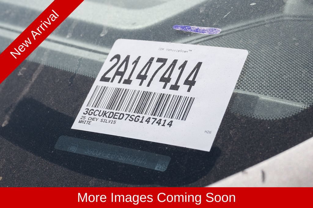 Used 2025 Chevrolet Silverado 1500 LT AWD/4WD image 14