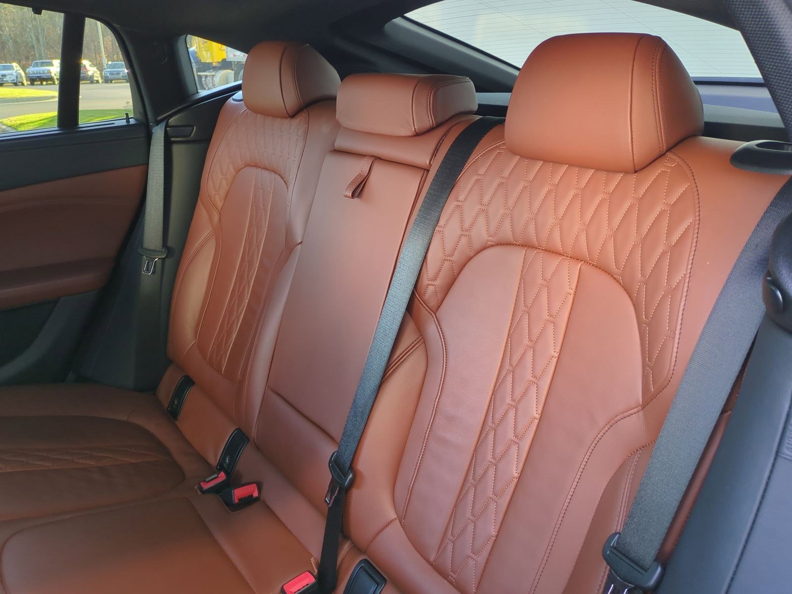 Used 2023 BMW X6 M50i w/ Parking Assistance Package image 30