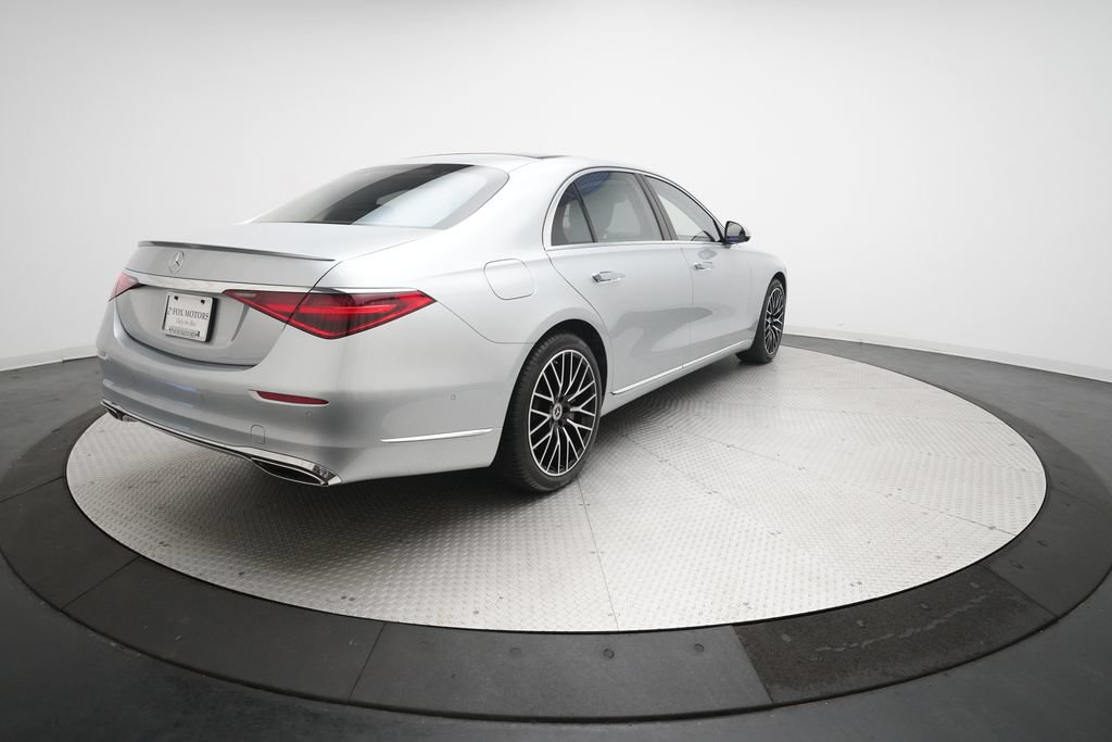 Used 2022 Mercedes-Benz S 580 4MATIC Sedan image 35