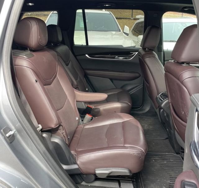 Used 2020 Cadillac XT6 Premium Luxury image 16