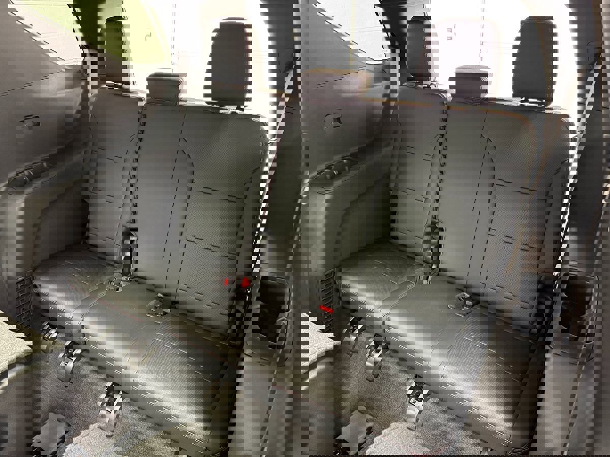 Used 2024 Chevrolet Traverse RS w/ LPO, Floor Liner Package image 18