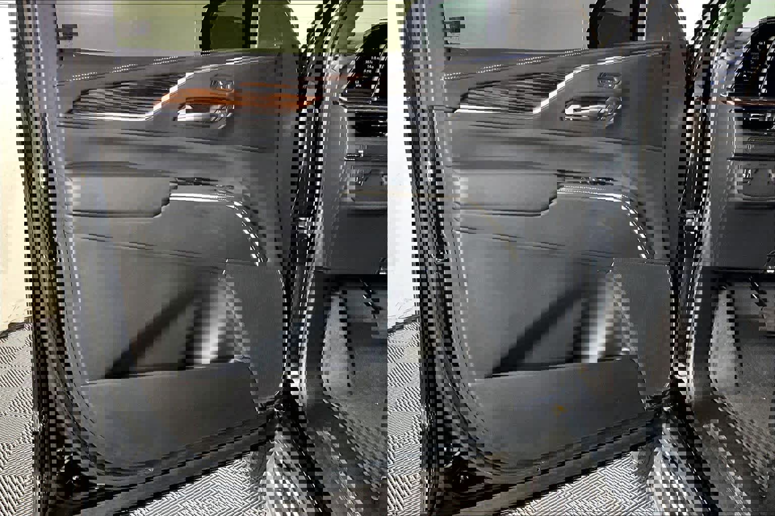 Used 2024 Cadillac Escalade Luxury RWD image 20