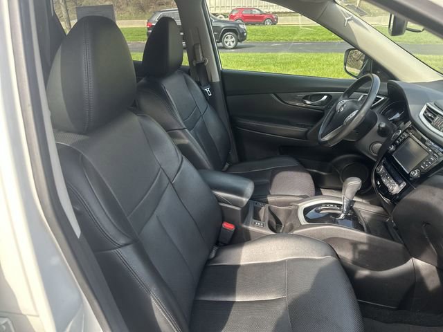 Used 2015 Nissan Rogue SL w/ SL Premium Package AWD/4WD image 30