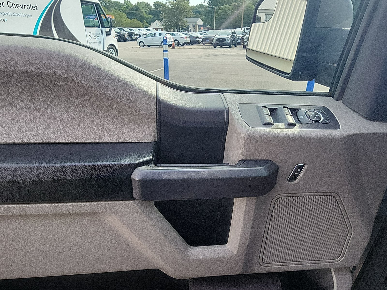 Used 2020 Ford F150 XL w/ Equipment Group 101A Mid RWD image 18