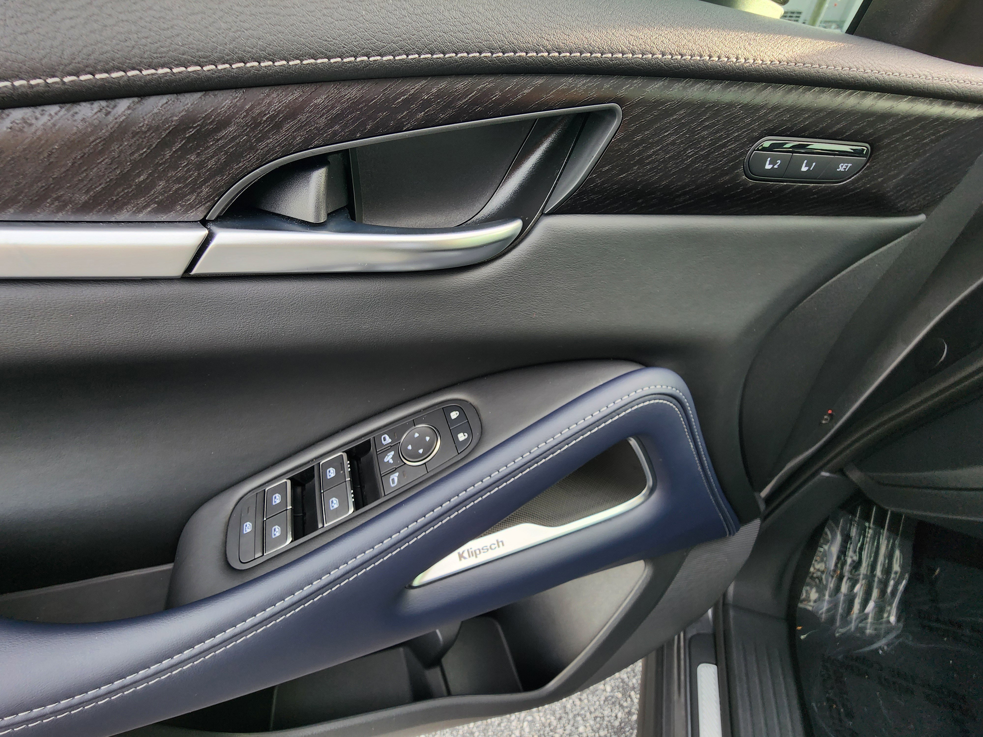 Used 2026 INFINITI QX60 Sport w/ Dark Cargo Package image 22