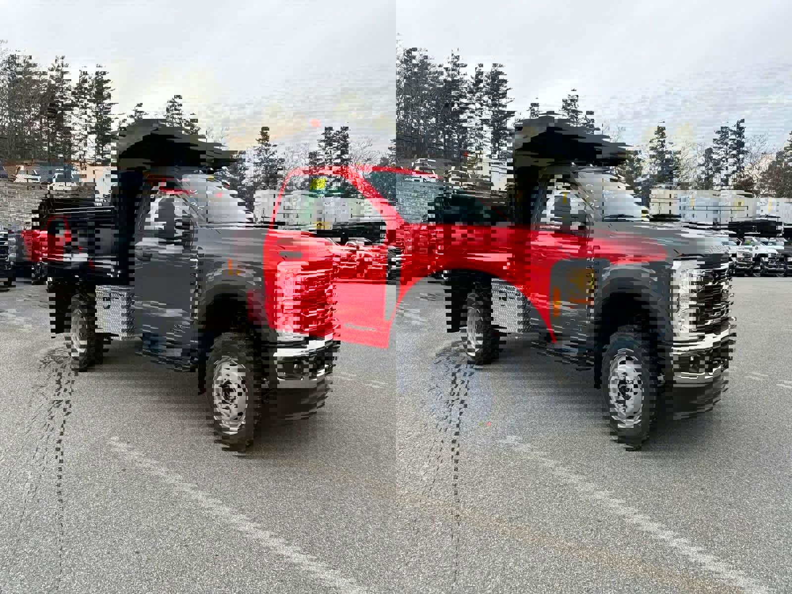 New 2026 Ford F550 4x4 Regular Cab Super Duty image 6