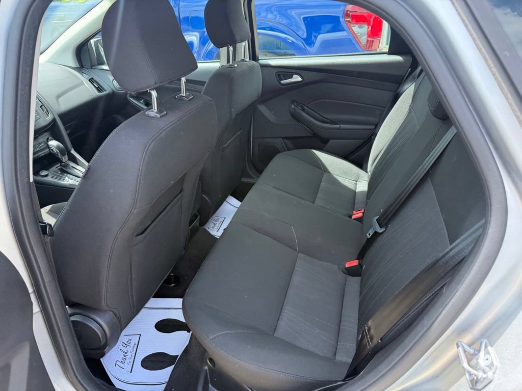 Certified 2017 Ford Focus SE FWD image 19