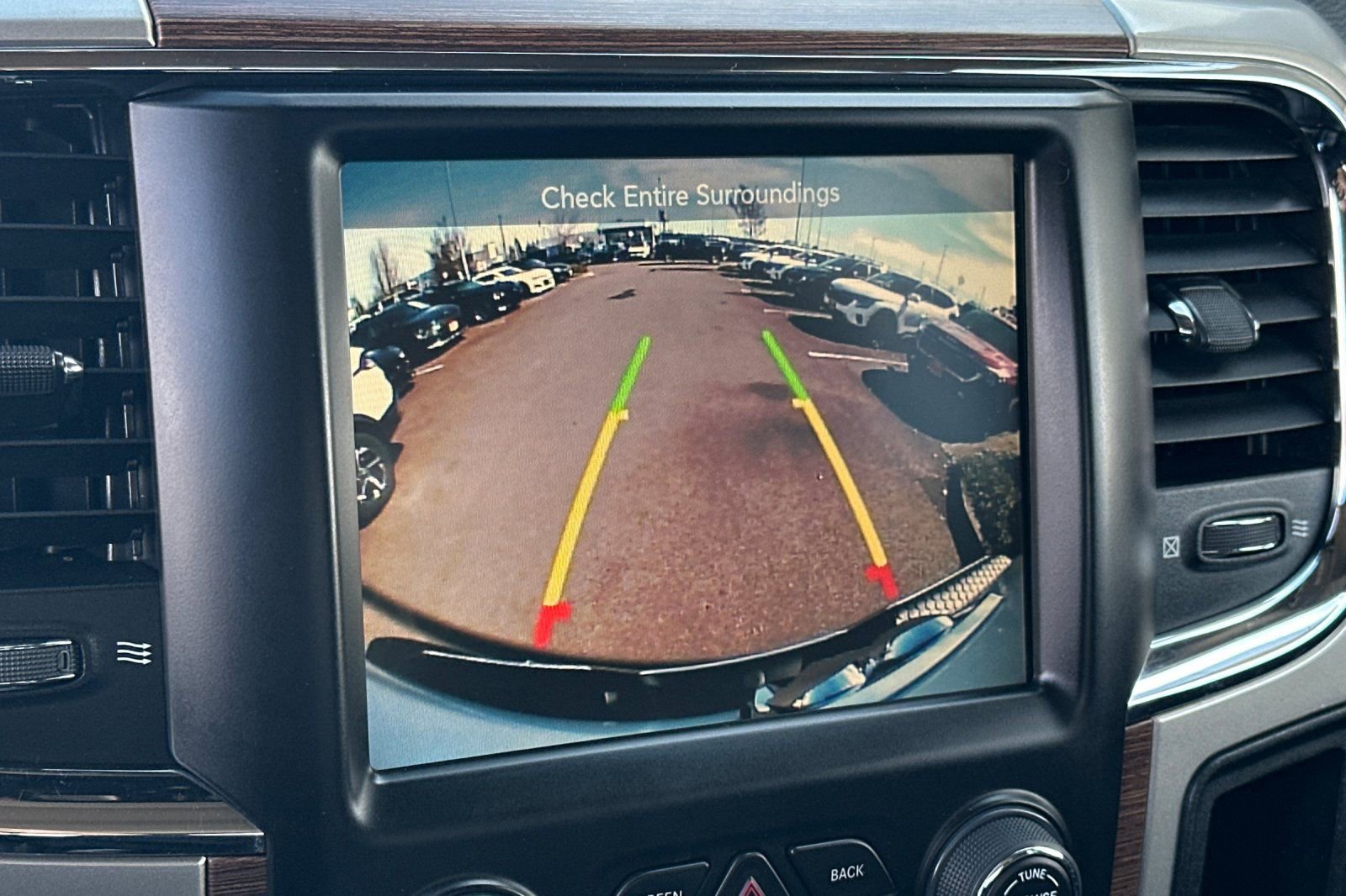 Used 2015 RAM 1500 Laramie w/ Convenience Group image 19