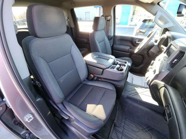 Used 2024 Chevrolet Silverado 2500 Custom w/ Custom Value Package image 13