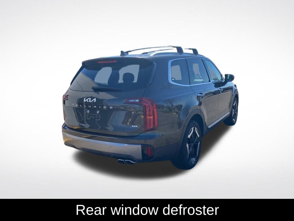 Used 2025 Kia Telluride S image 7