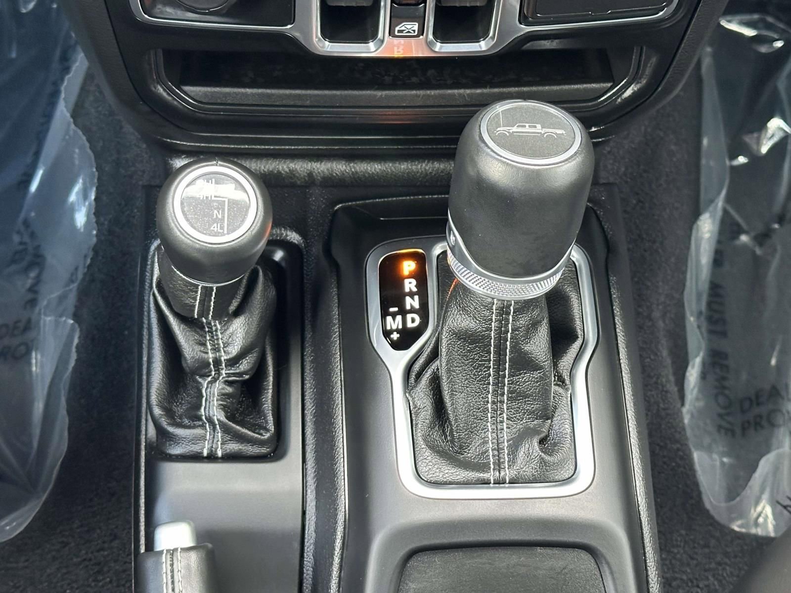 Used 2020 Jeep Gladiator Overland w/ Popular Equipment Package image 22