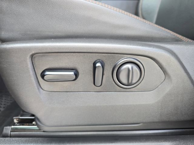 Certified 2021 GMC Sierra 2500 AT4 w/ AT4 Premium Plus Package image 17