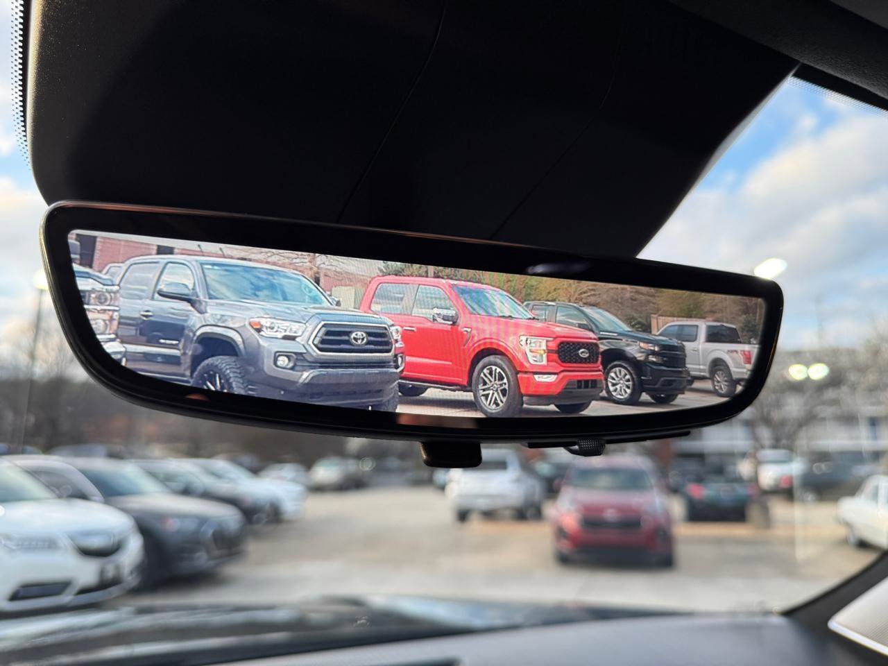 Used 2023 Cadillac Escalade V image 26