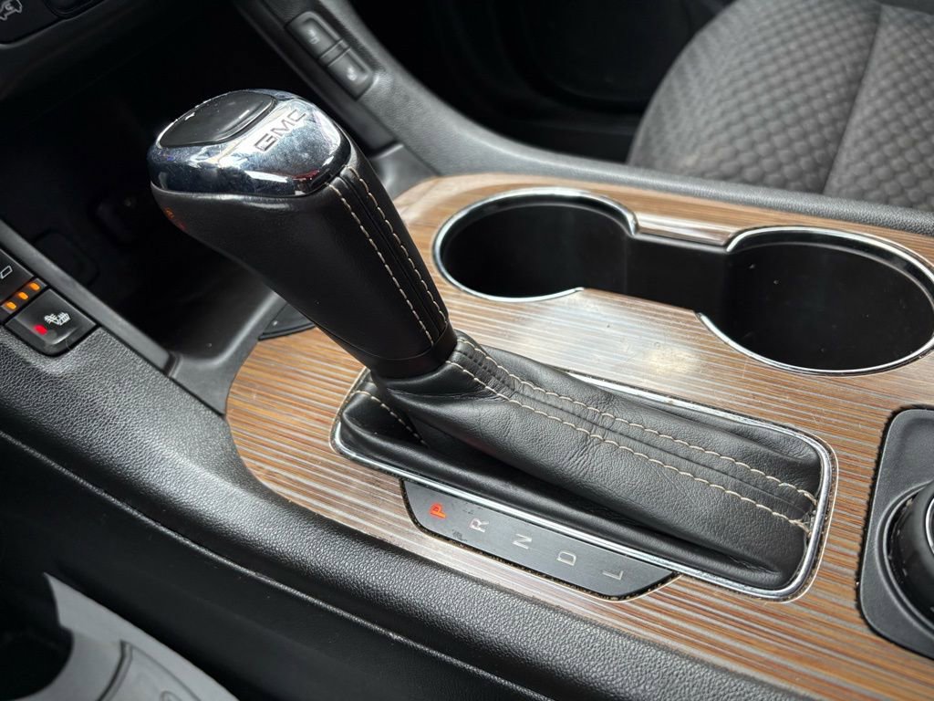 Used 2018 GMC Acadia SLE image 38