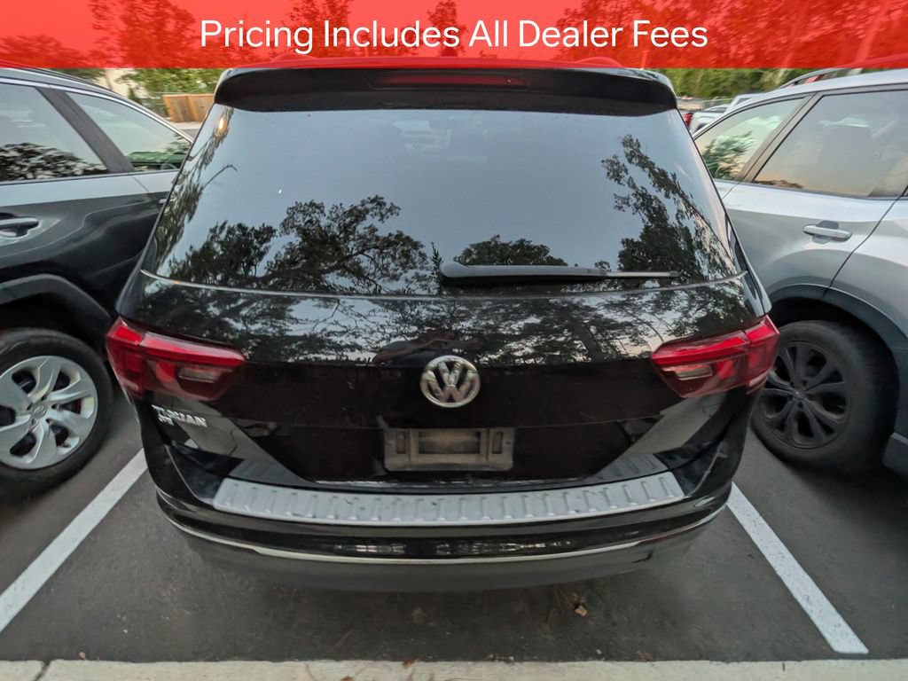 Used 2021 Volkswagen Tiguan SE FWD image 5