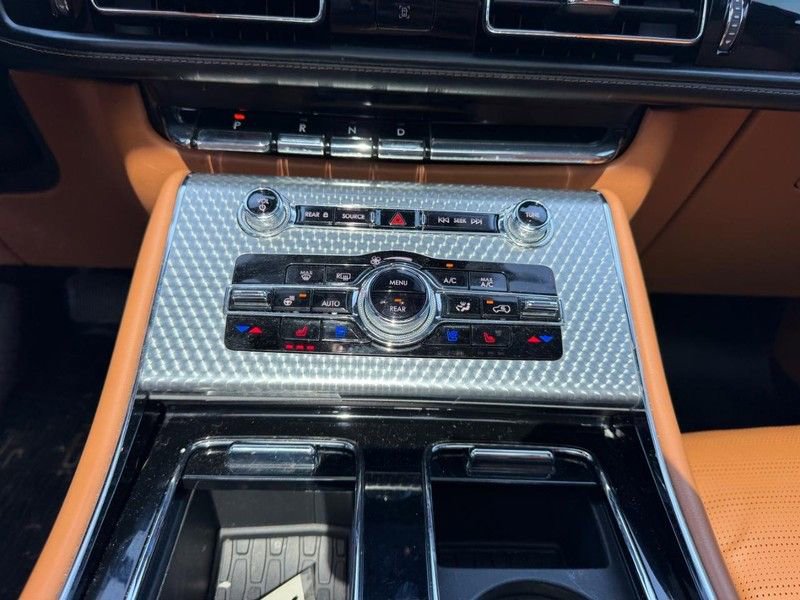Used 2023 Lincoln Aviator Black Label w/ Dynamic Handling Package image 18