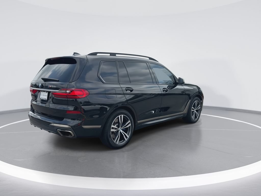 Used 2022 BMW X7 M50i w/ Cold Weather Package AWD/4WD image 8