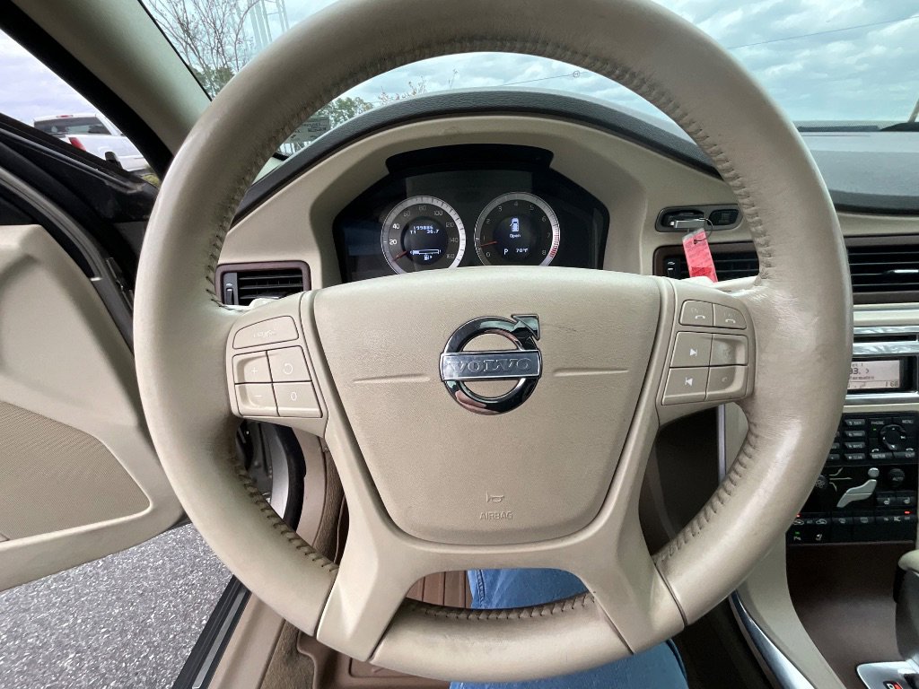 Used 2011 Volvo XC70 3.2 FWD image 15