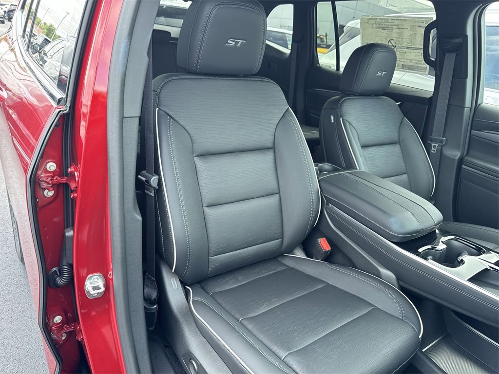 New 2025 Buick Enclave Sport Touring w/ Power Package image 31