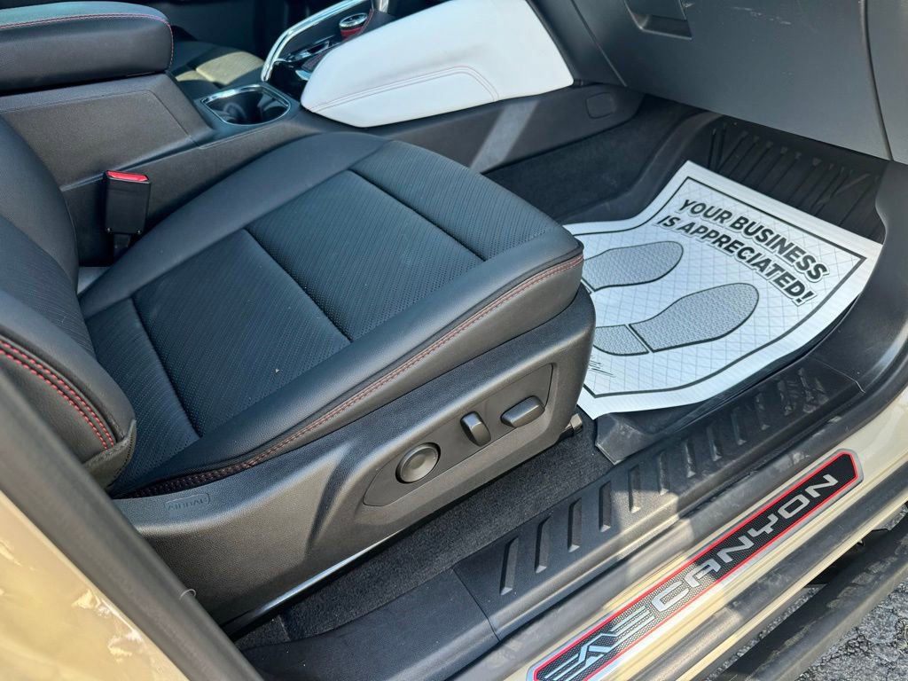 Certified 2024 GMC Canyon AT4X image 12
