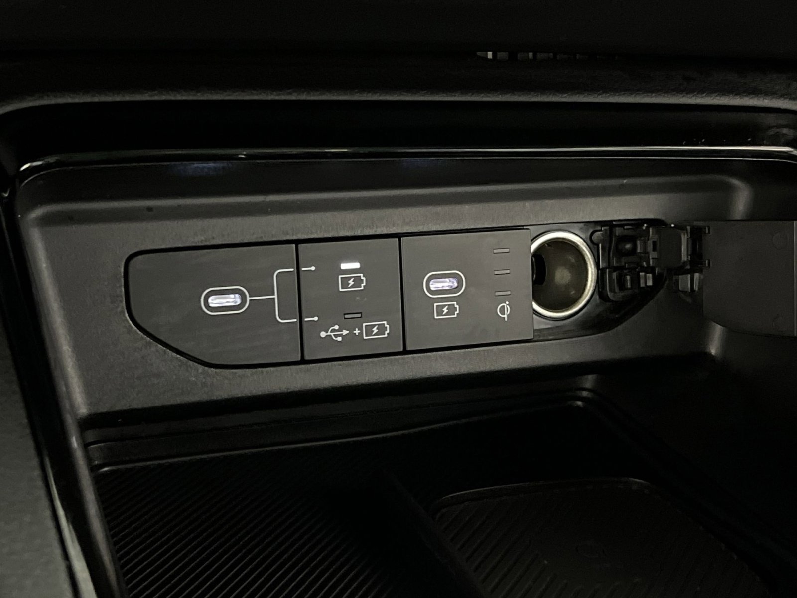 Used 2025 Kia K5 EX image 33