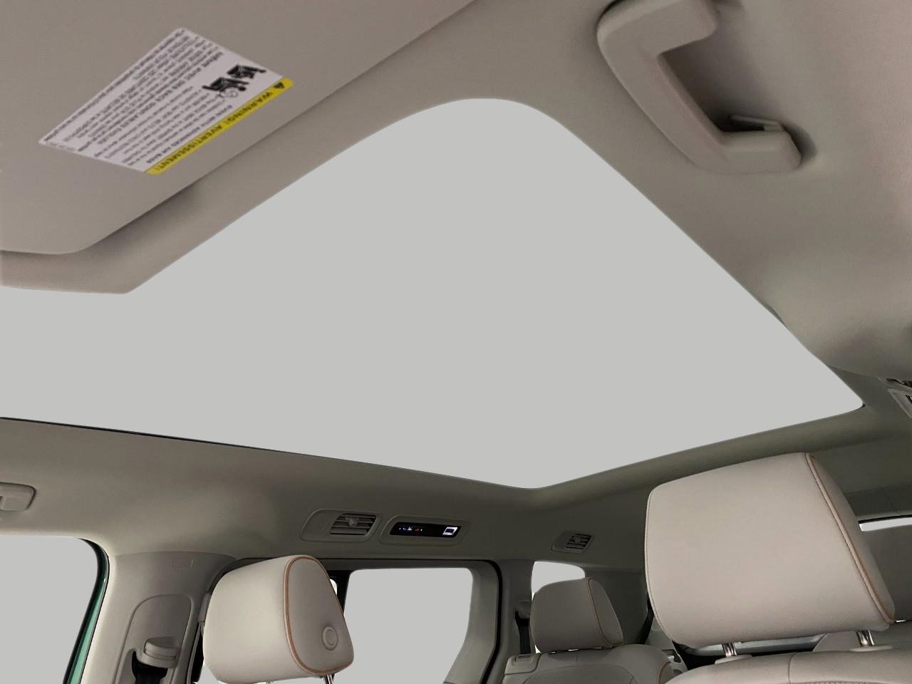 New 2025 Volkswagen ID. Buzz 1st Edition image 26