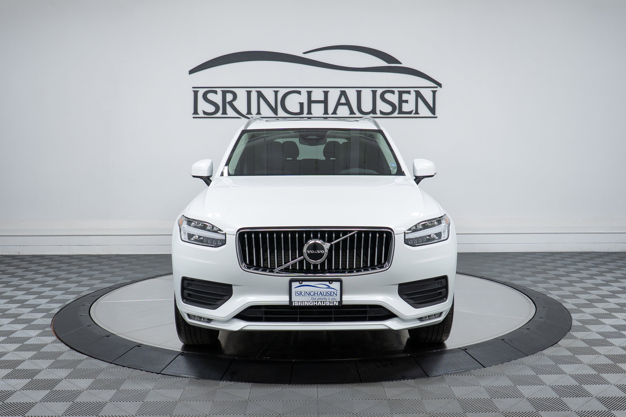 Used 2023 Volvo XC90 B5 Core w/ Protection Package Premier image 2