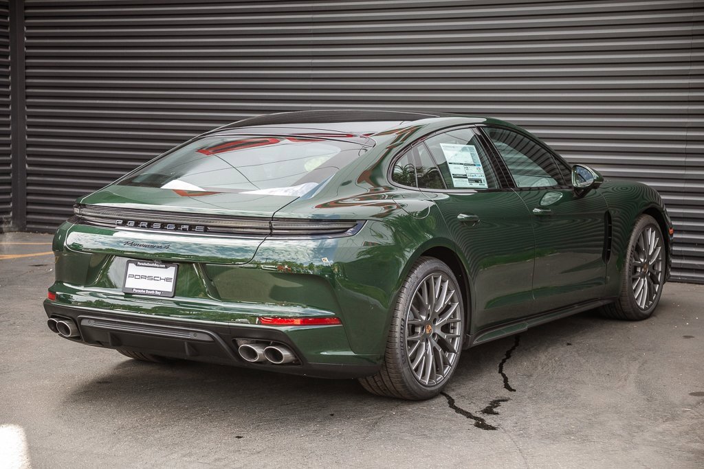 Used 2025 Porsche Panamera 4 image 9