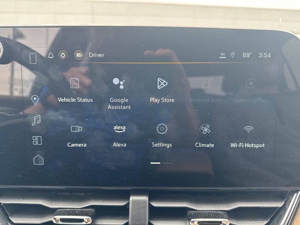 Used 2025 Chevrolet Equinox ACTIV w/ Safety and Technology Package image 10