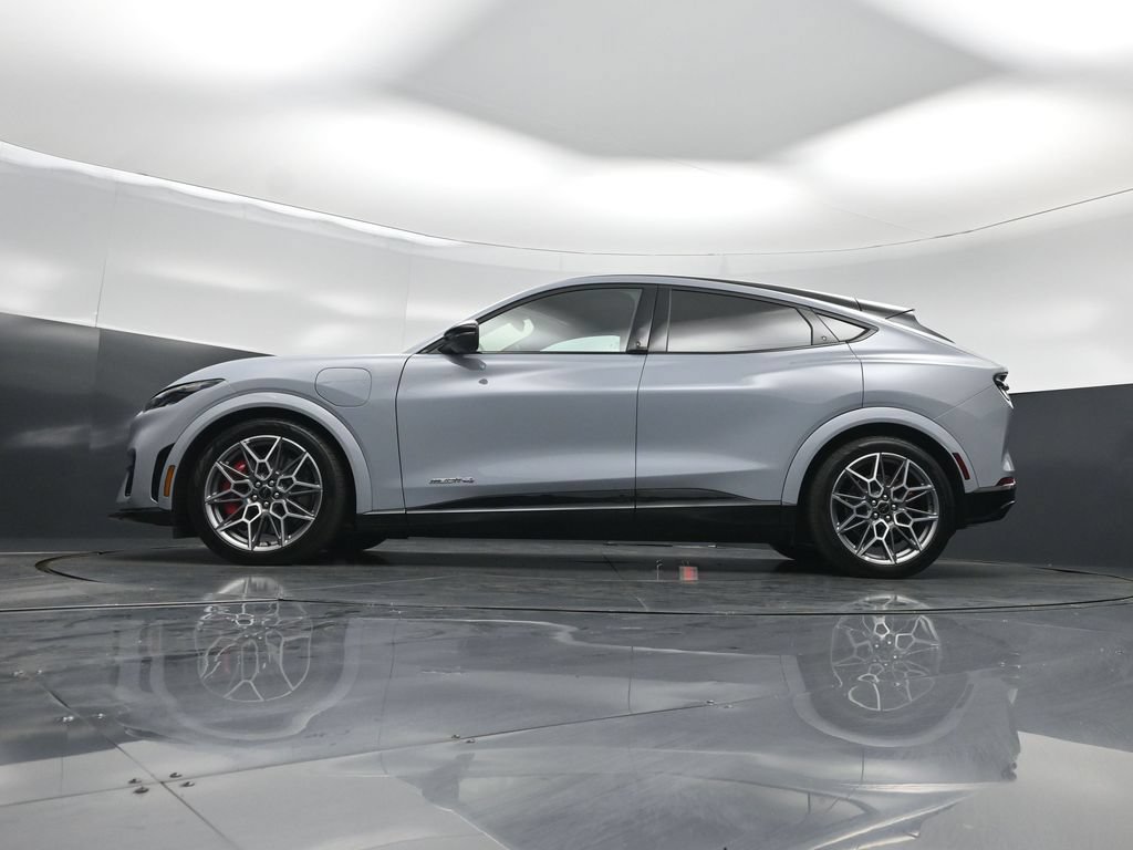 Used 2025 Ford Mustang Mach-E GT AWD/4WD image 49