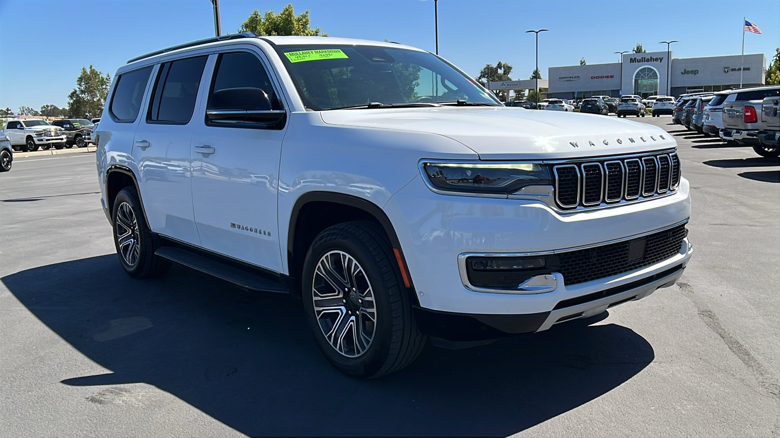 Used 2024 Jeep Wagoneer Series II AWD/4WD image 1