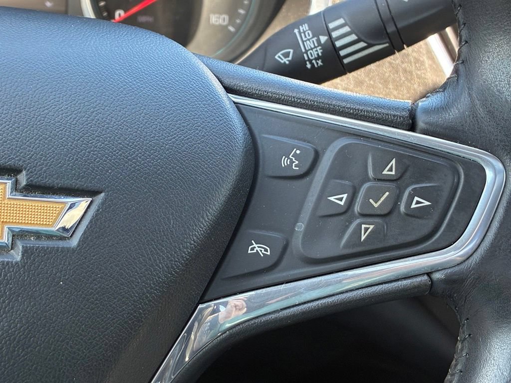 Used 2016 Chevrolet Malibu LT FWD image 41