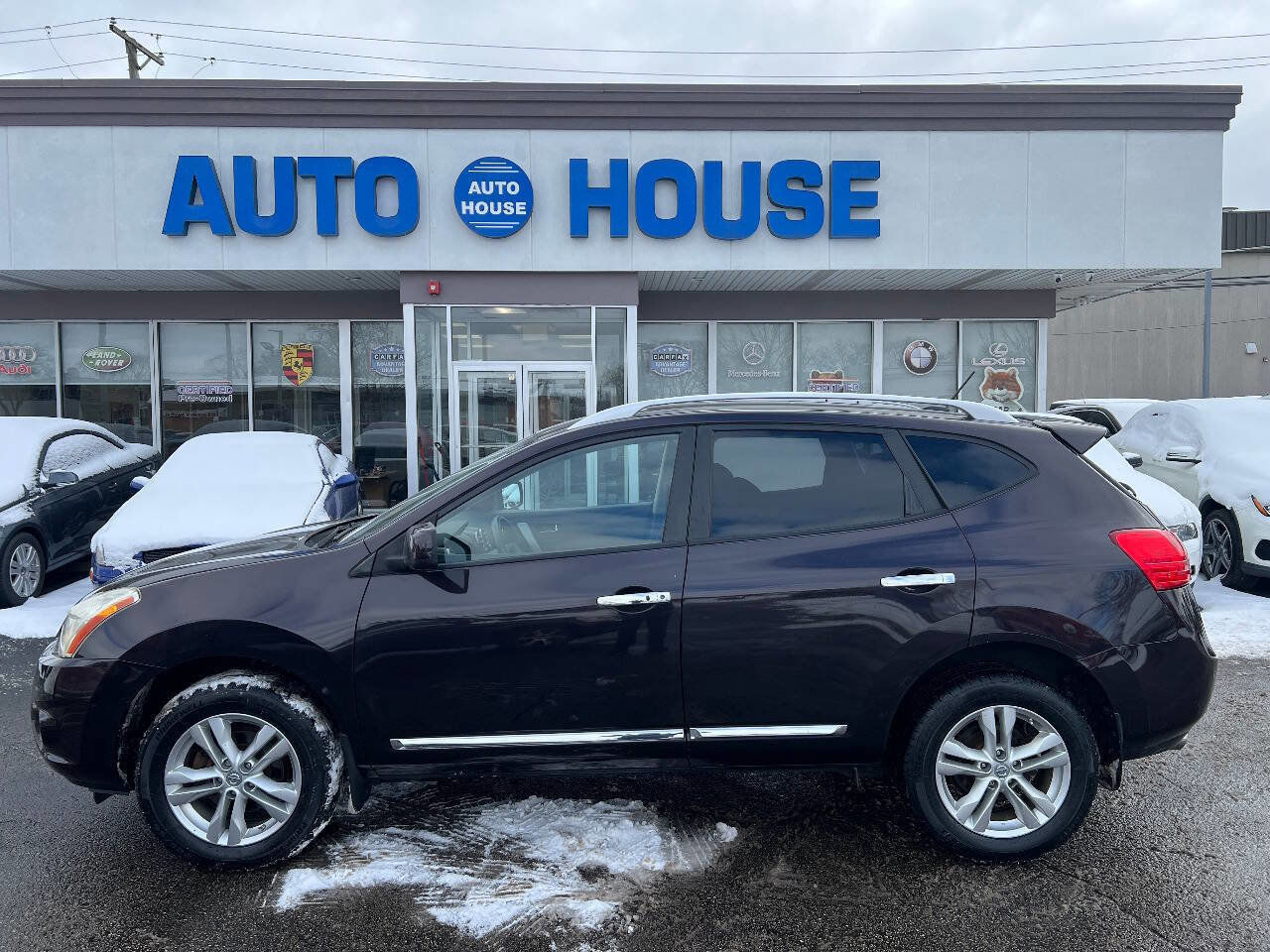Used 2012 Nissan Rogue SV image 8