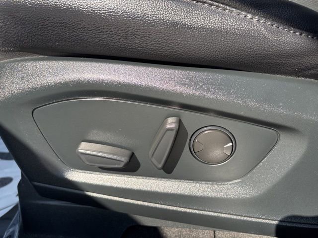 Used 2022 Ford Explorer Limited w/ Equipment Group 301A image 13