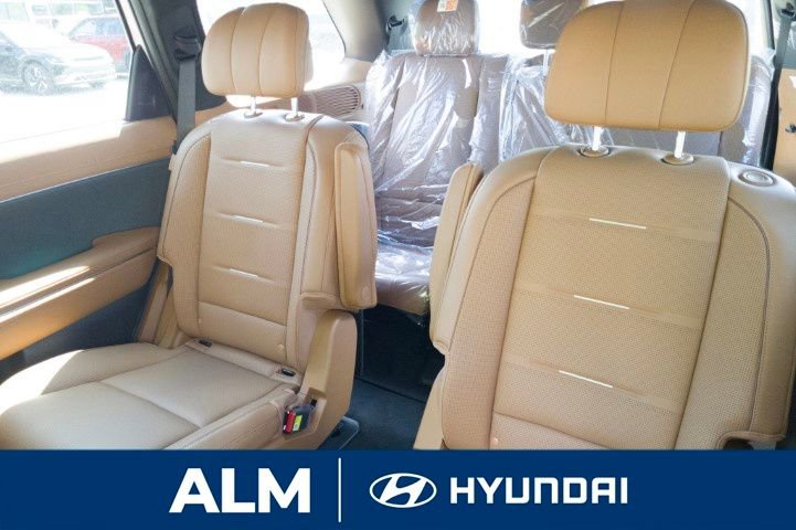 New 2026 Hyundai Palisade Calligraphy FWD image 17