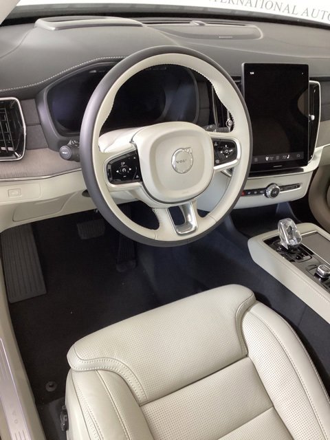 New 2026 Volvo XC90 B6 Ultra image 8