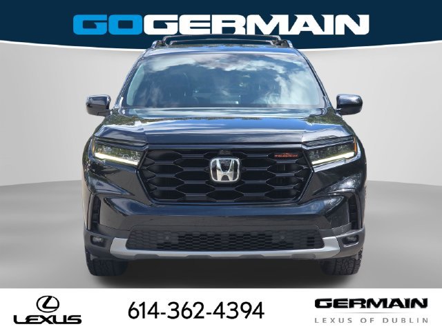 Used 2025 Honda Pilot TrailSport image 4