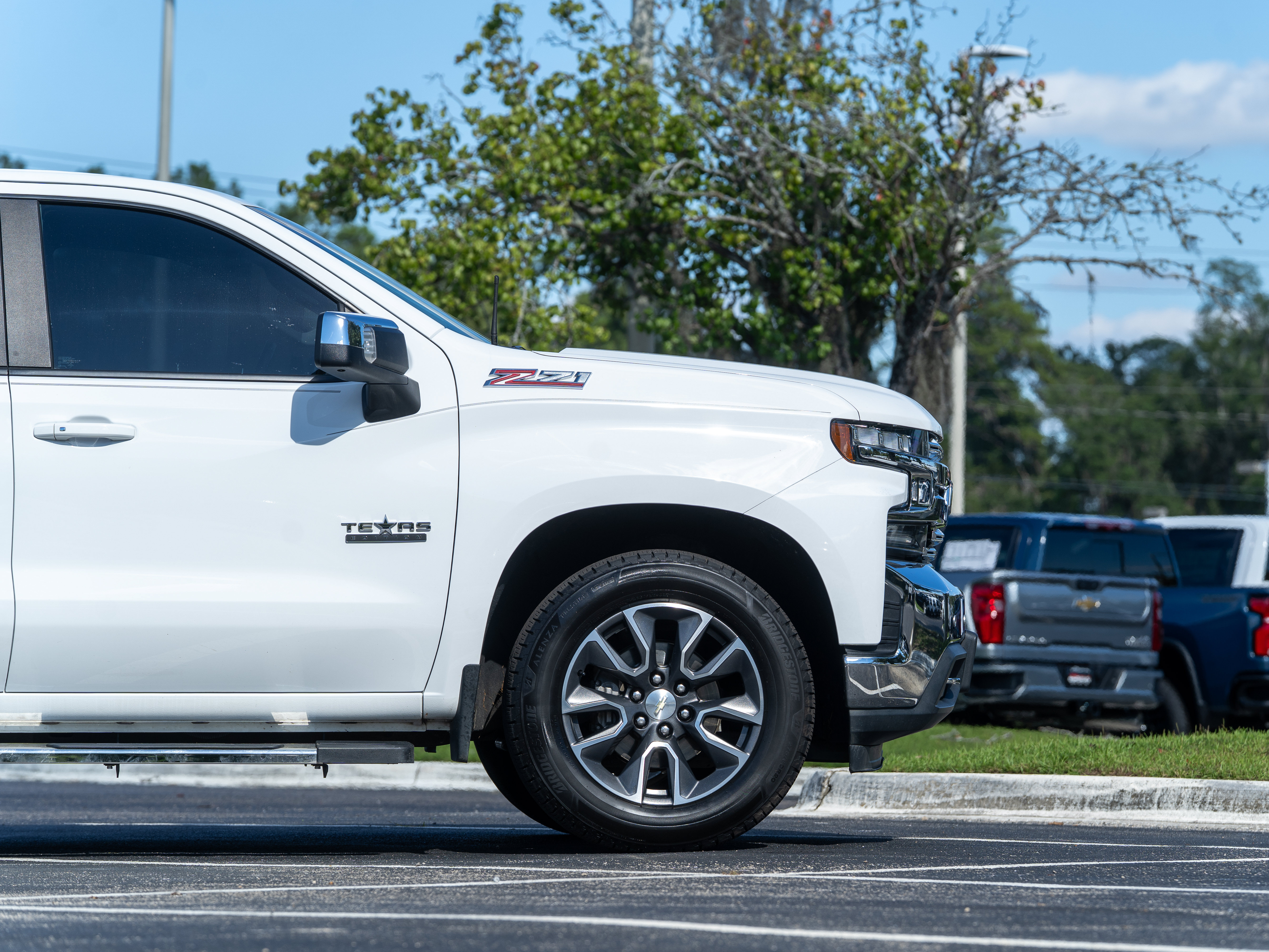Used 2020 Chevrolet Silverado 1500 LT w/ Texas Edition RWD image 7