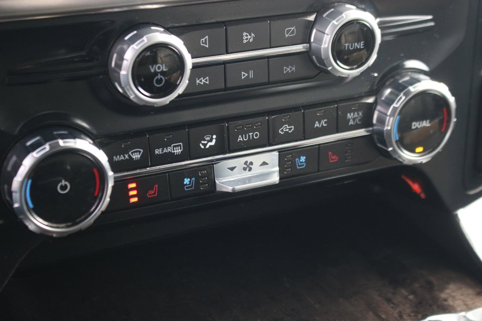 Used 2023 Ford F150 Lariat image 27