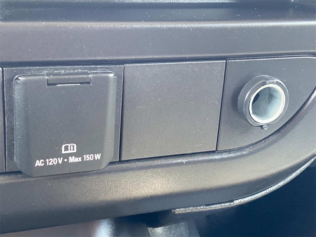 Used 2023 GMC Savana 2500 w/ Driver Convenience Package image 28