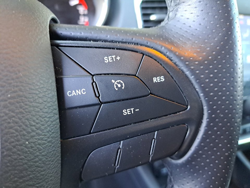 Used 2018 Dodge Durango SXT w/ Quick Order Package 2BB RWD image 34