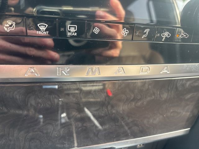 Used 2023 Nissan Armada Platinum w/ Captain's Chairs Package image 44