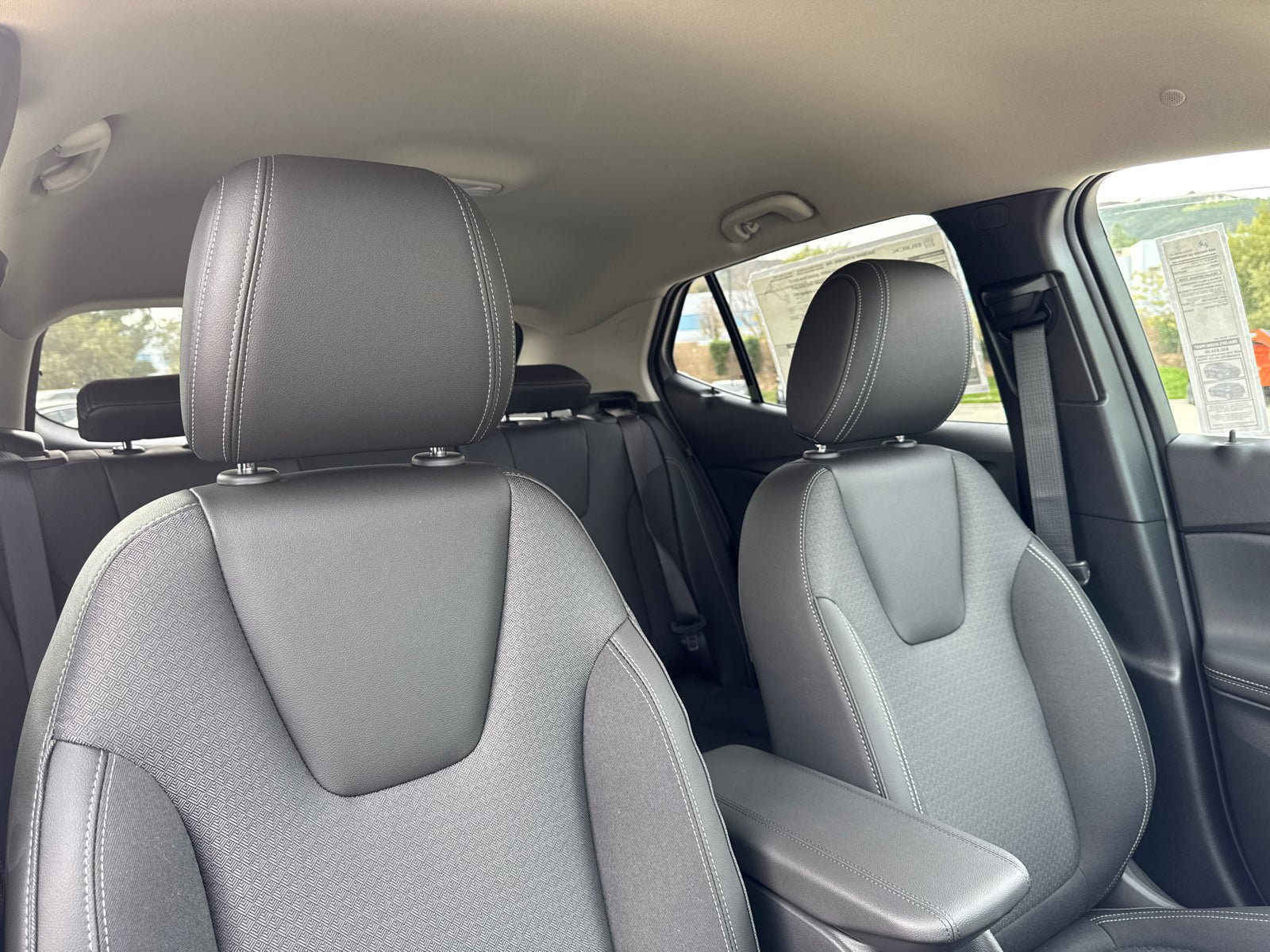 Used 2026 Buick Encore GX Preferred w/ Advanced Technology Package FWD image 17
