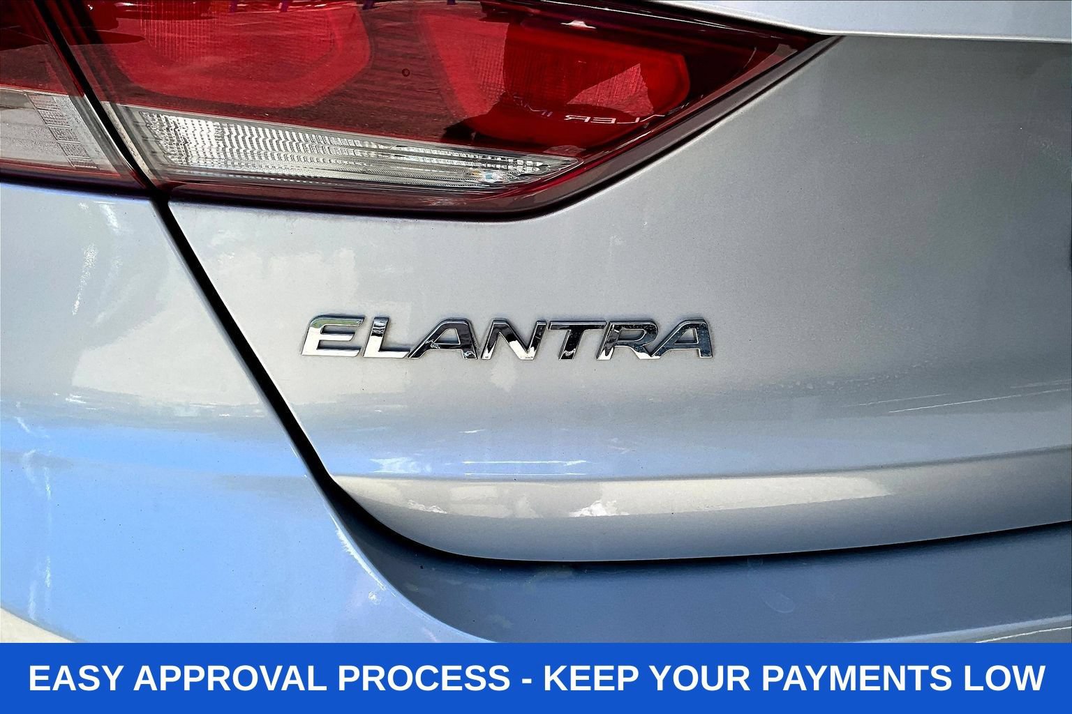 Used 2017 Hyundai Elantra SE FWD image 30