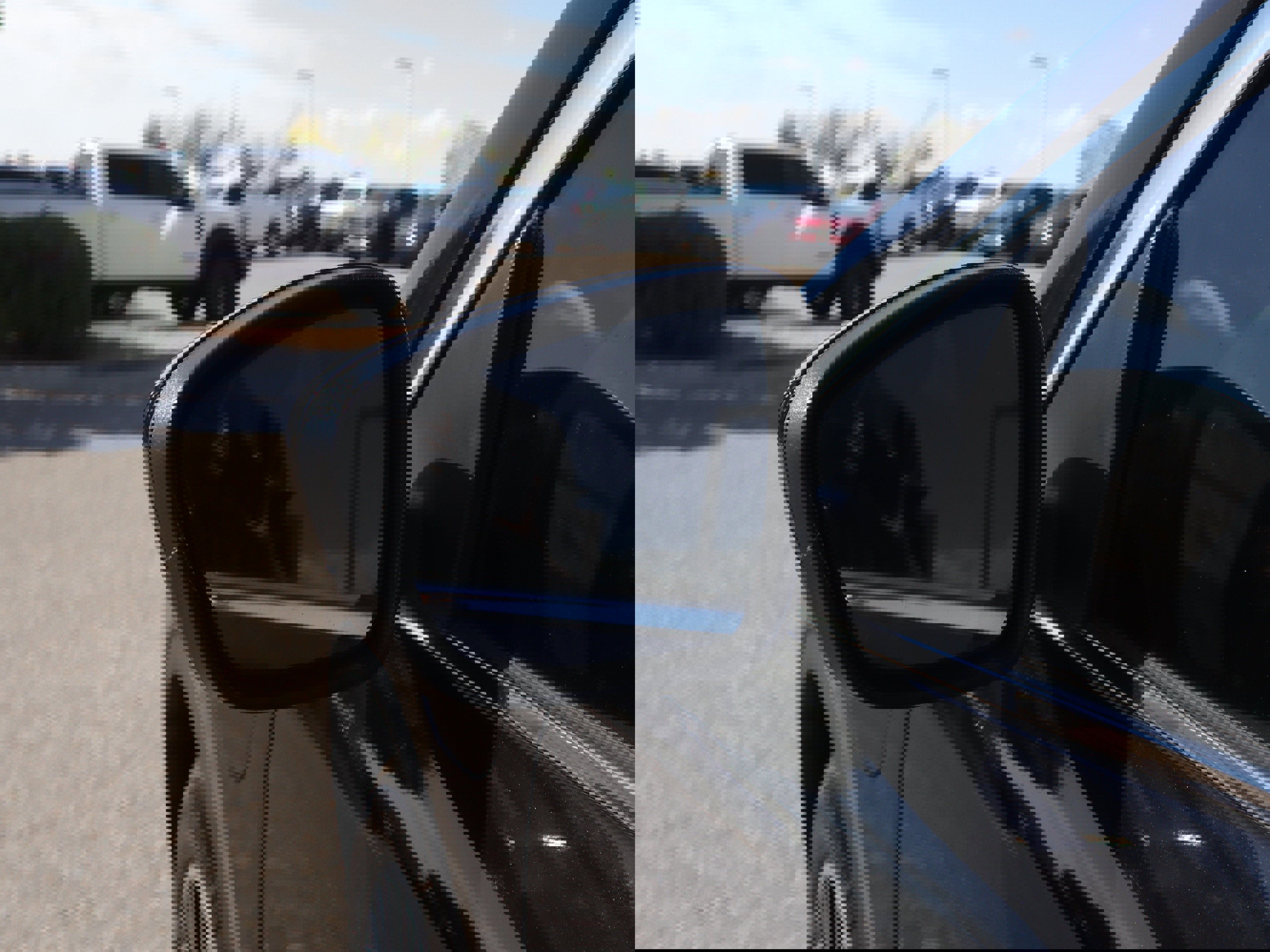 New 2025 Ford Escape SE w/ PHEV Premium Package image 17