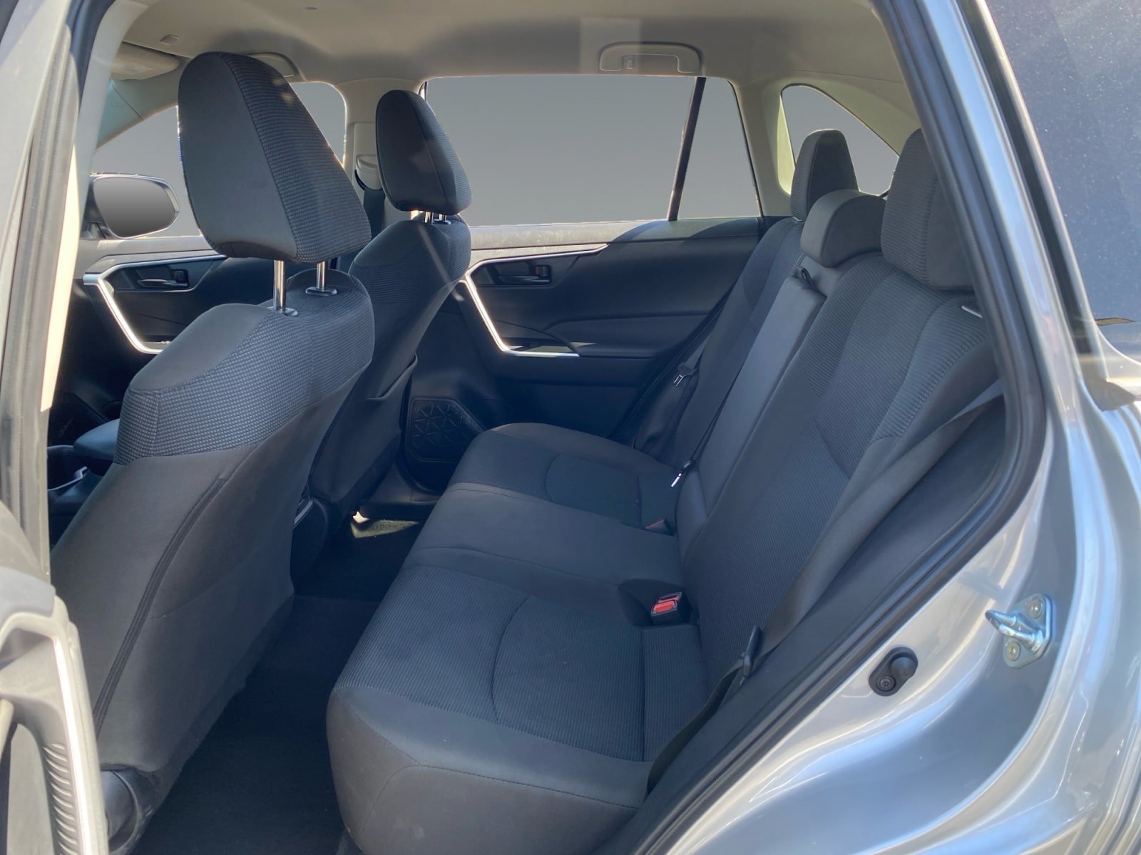 Used 2025 Toyota RAV4 LE AWD/4WD image 13