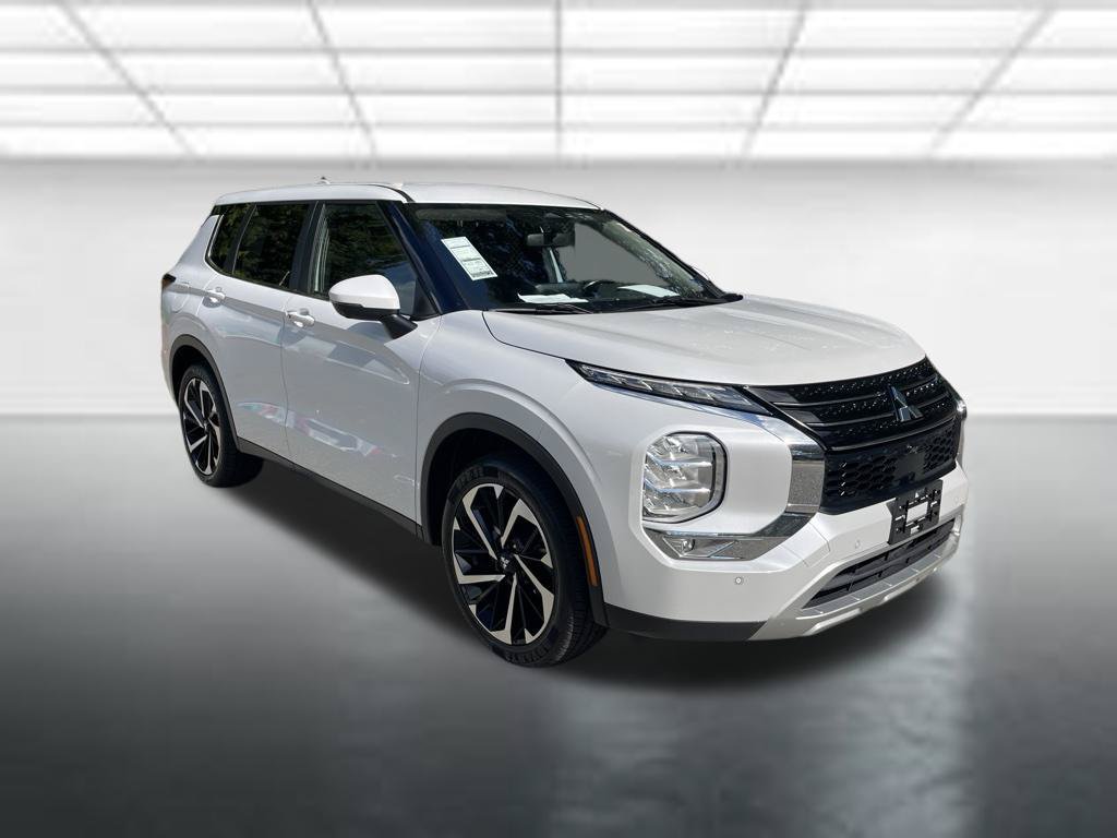 Used 2024 Mitsubishi Outlander SE FWD image 7